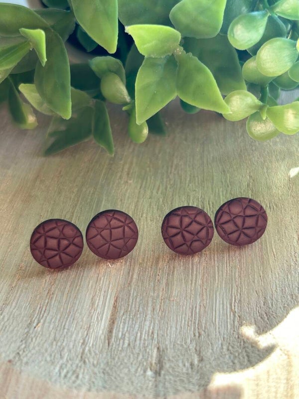 Brown leather round stud