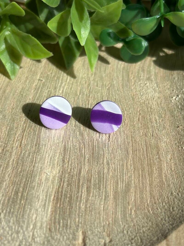 Purple-white-lilac stud