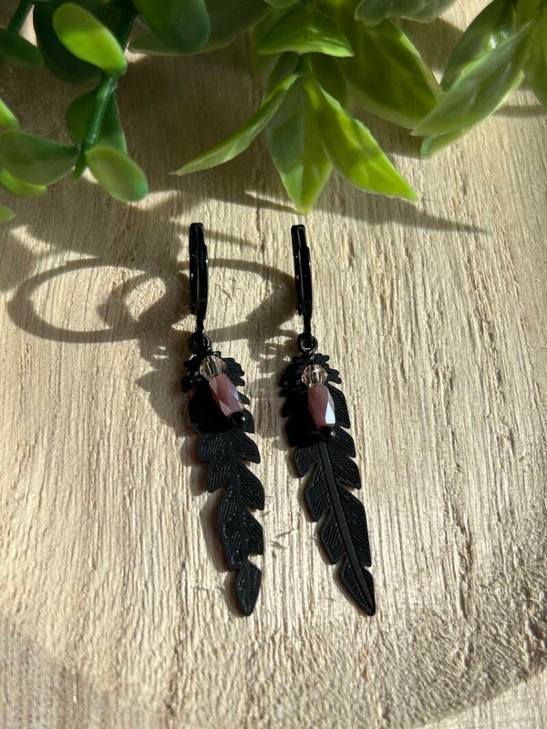 Black feather & purple stone