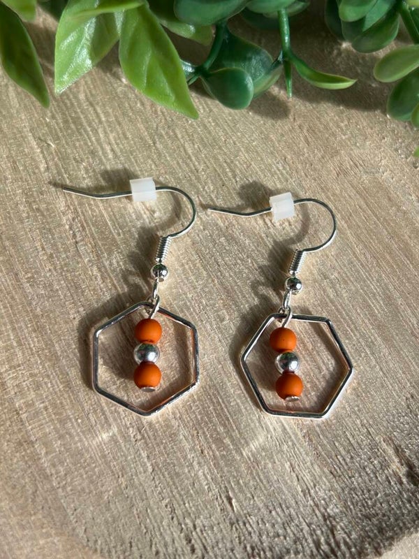 Brown & silver six