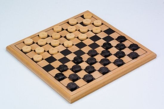 Damset compleet – Damstenen van Berkenhout Ø 30 mm – Bord 29 x 29 cm – Luxe Dambord voor Beginners & Gevorderden – Engelhart Games