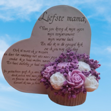 Hartje met bloemenwaxmelts ter herinnering