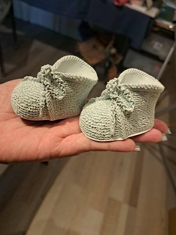 babyschoentjes (jesmonite)