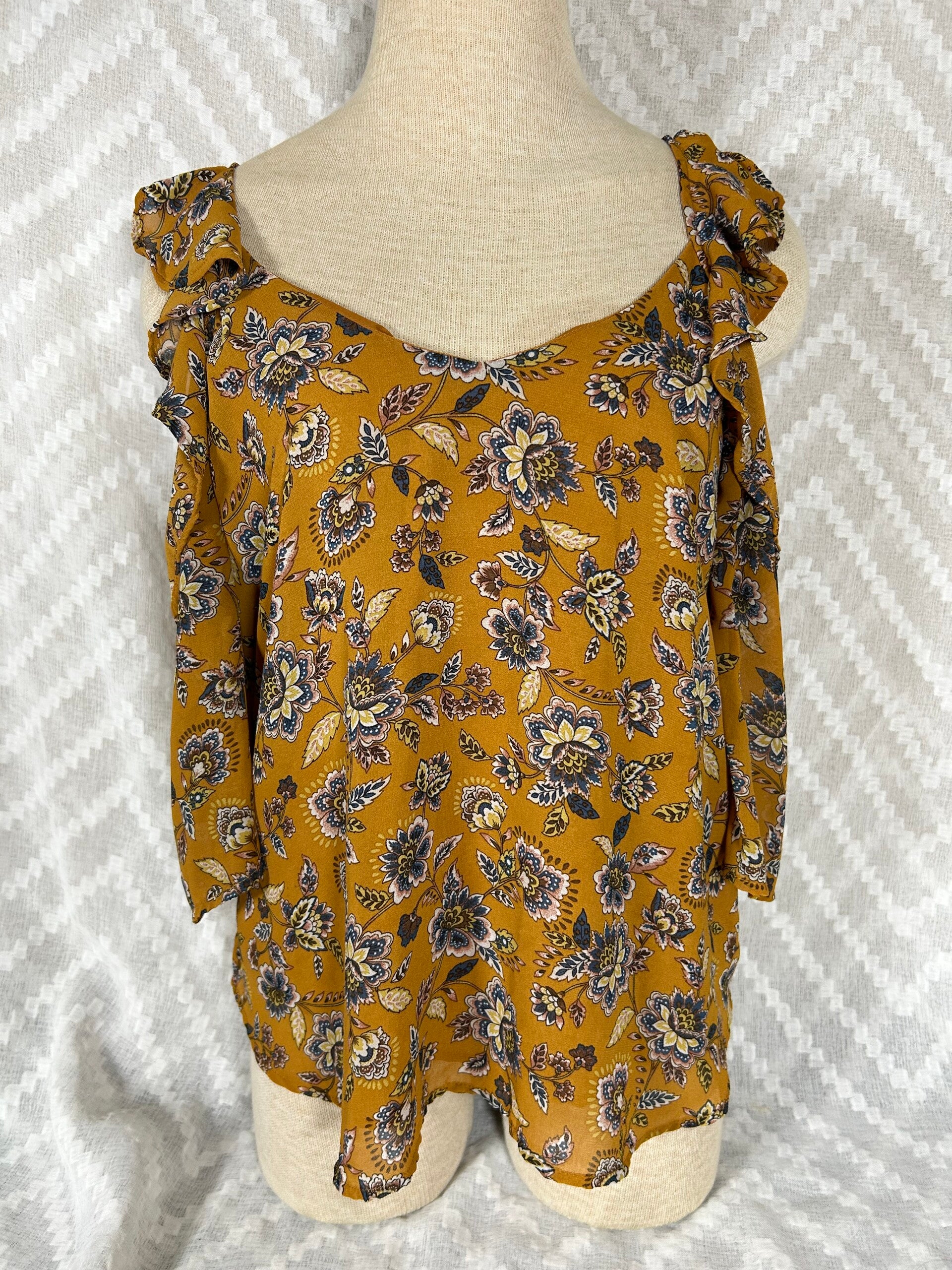 Haute Monde mustard top with floral pattern