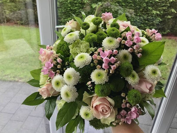 Fleurig Boeket "Pink Love" size M, L, XL, of XXL vanaf € 45,00