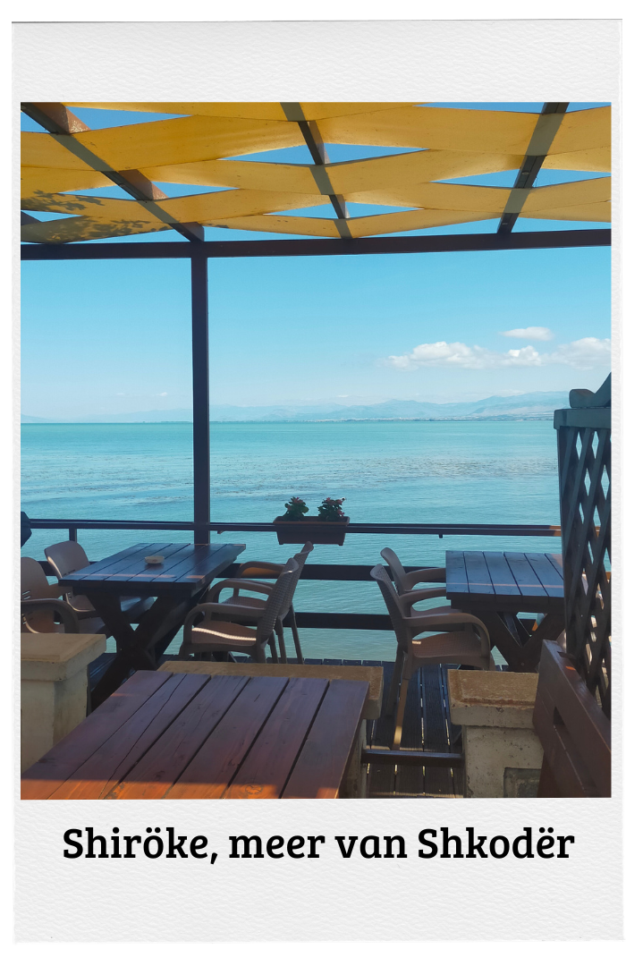 Shiroke aan het meer van Skadar
