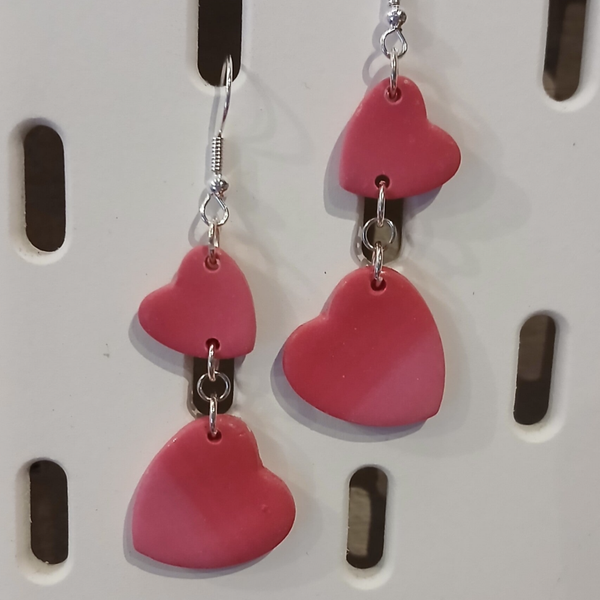 Riippuvat tuplasydämet tumman vaaleanpunaiset YS12