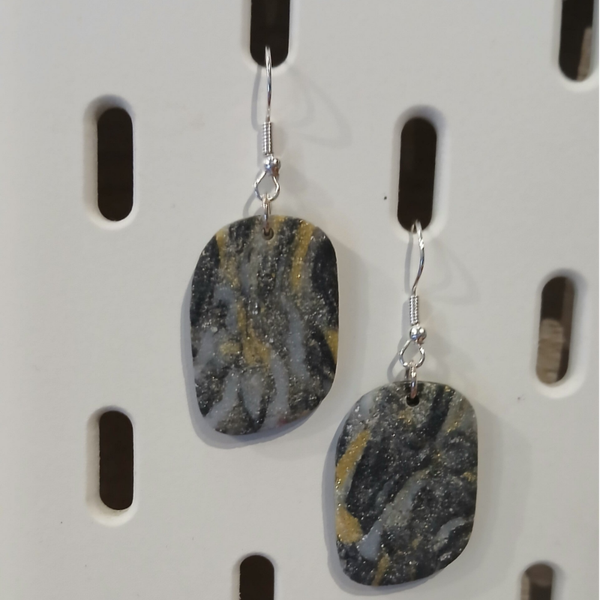 Riippuvat korvikset KK02