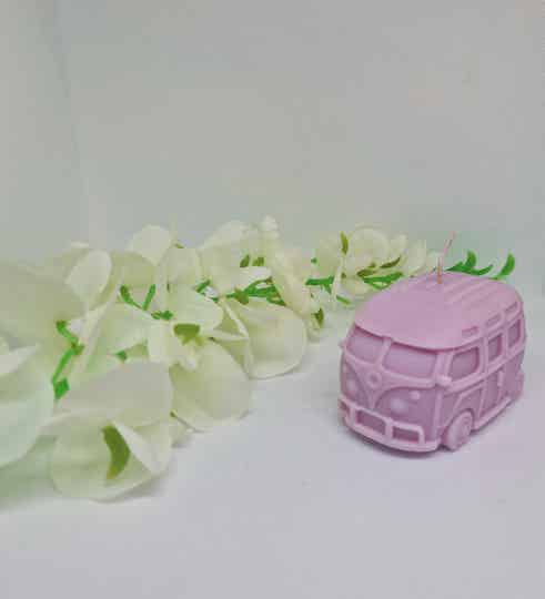 𝗖𝗮𝗺𝗽𝗲𝗿𝘃𝗮𝗻 𝗖𝗮𝗻𝗱𝗹𝗲𝘀