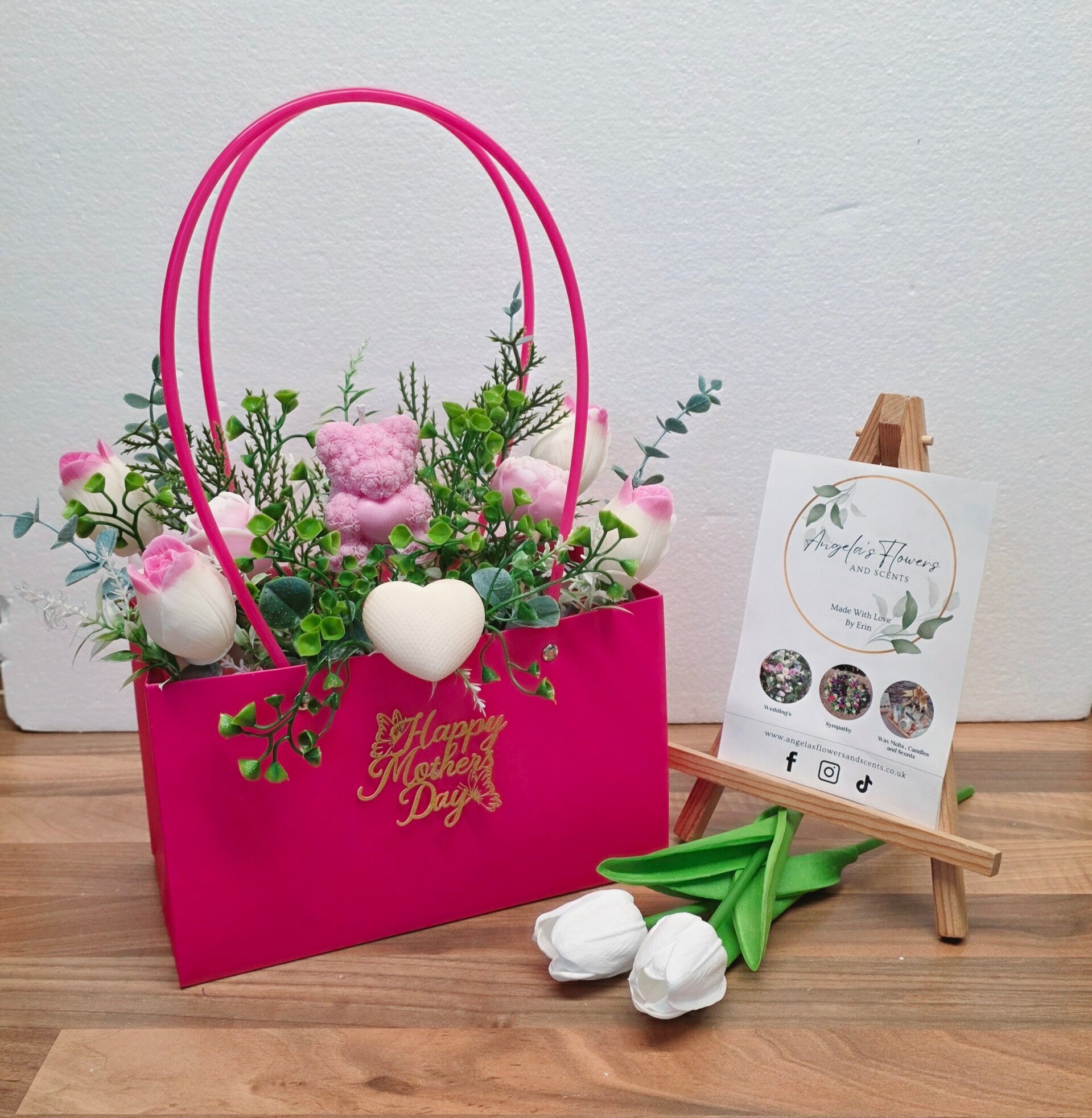 𝗠𝗼𝘁𝗵𝗲𝗿'𝘀 𝗗𝗮𝘆 𝗖𝗮𝗻𝗱𝗹𝗲 & 𝗪𝗮𝘅 𝗠𝗲𝗹𝘁 𝗕𝗼𝘂𝗾𝗲𝘁𝘀