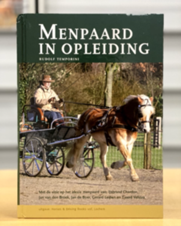 Boek: Menpaard in opleiding