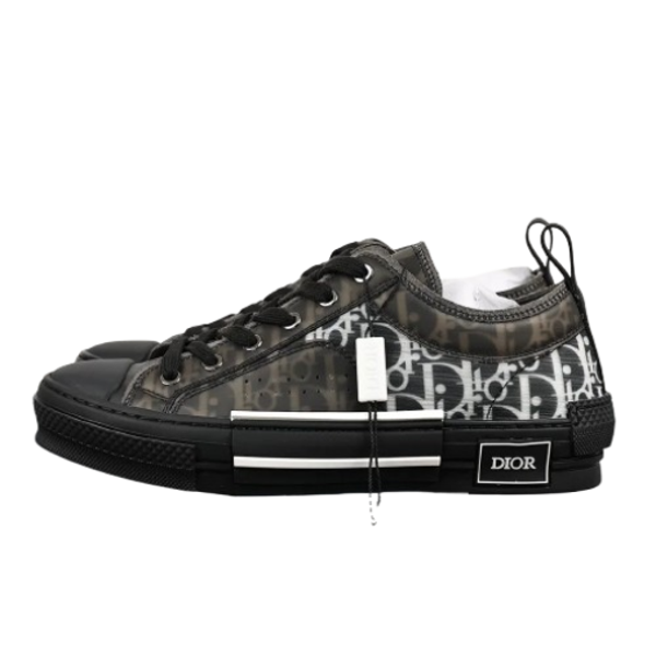 B23 Low Black & White