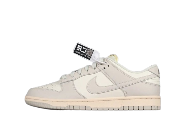 DNK Low White & Light Grey