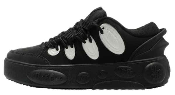 PUM4 Lamelo Black & White