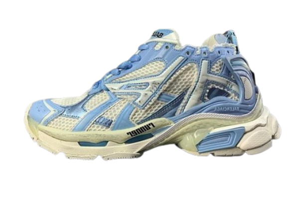 Runner Light Blue & White