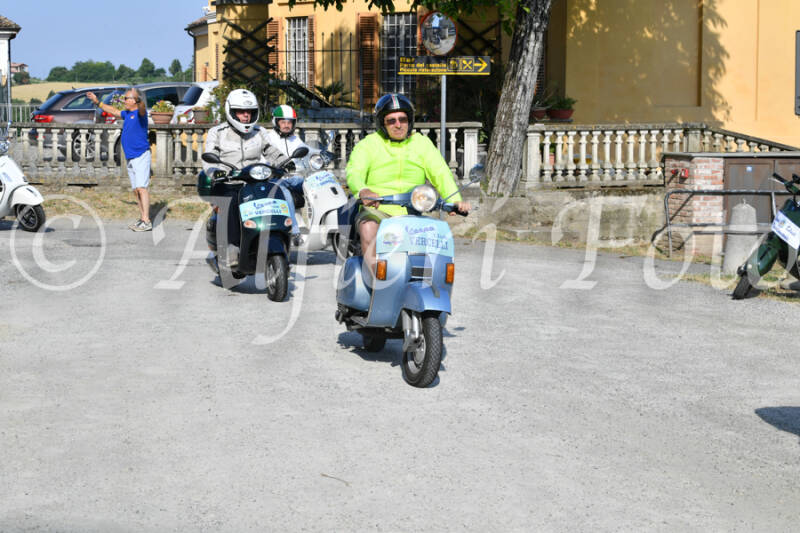 dsc_4823-standard-c46y3d.jpg
