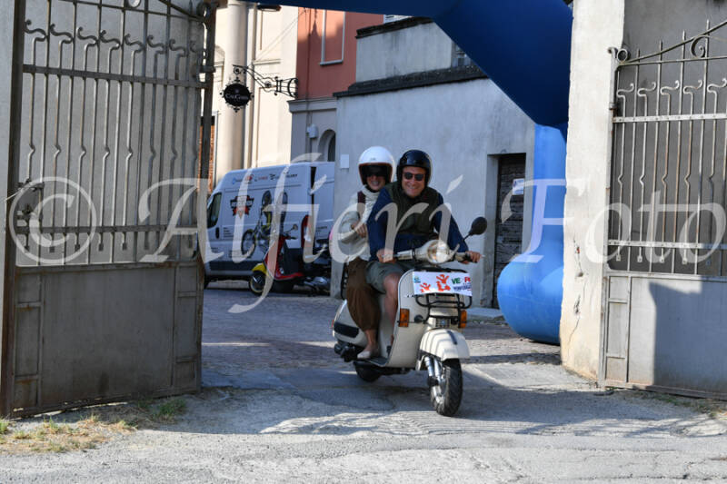 dsc_4848-standard-bxiywh.jpg