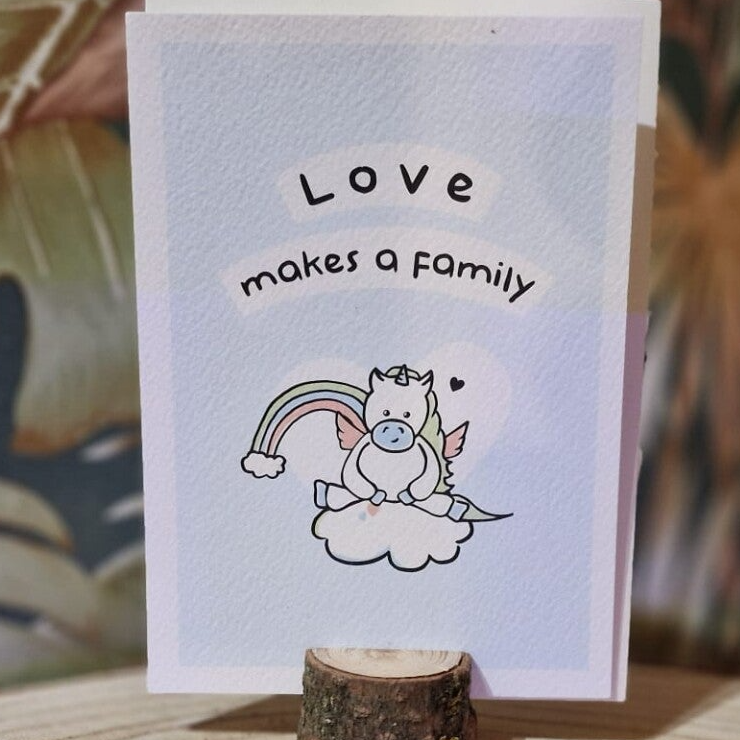 Love Makes A Family kaart