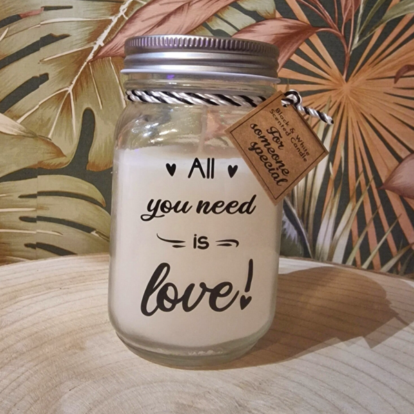All You Need Is Love Kaars