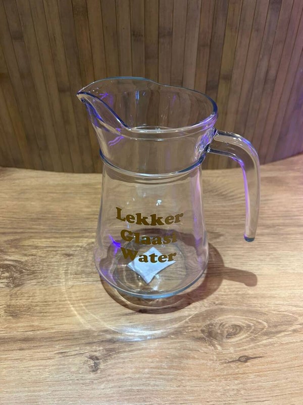 Waterkan gepersonaliseerd met eigen tekst