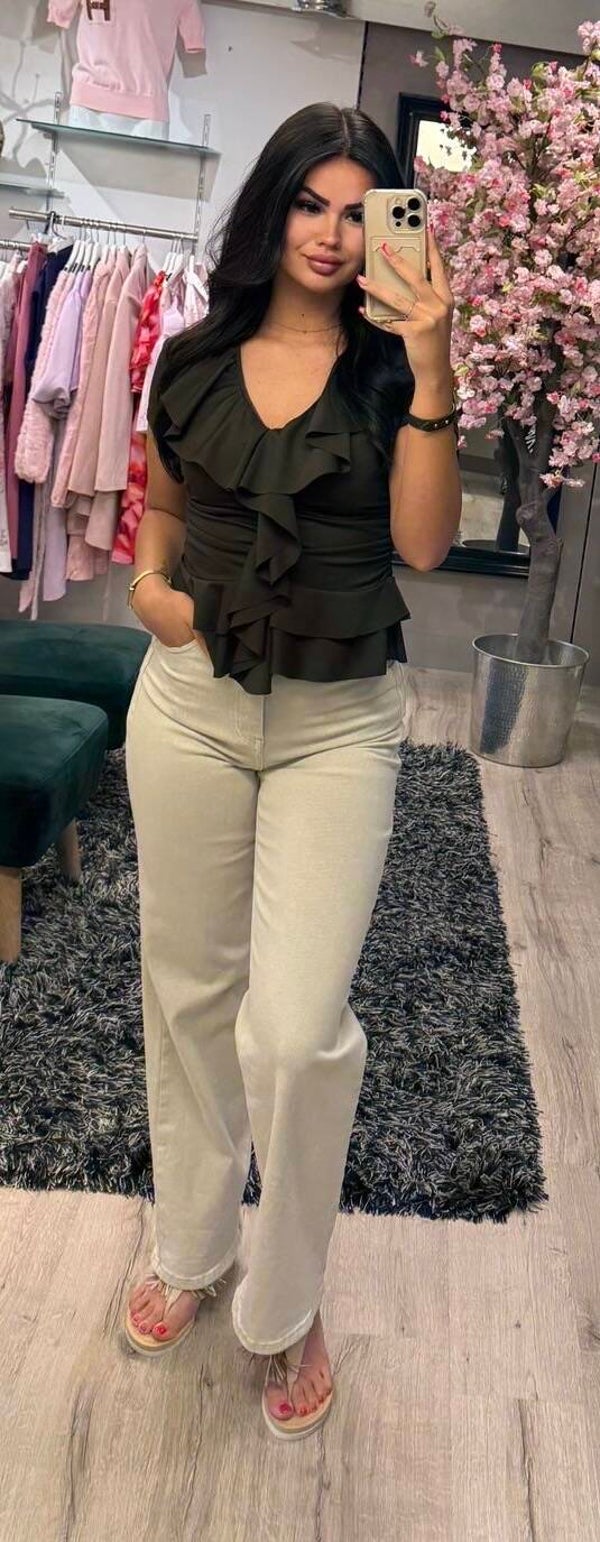 Ruffle top bruin