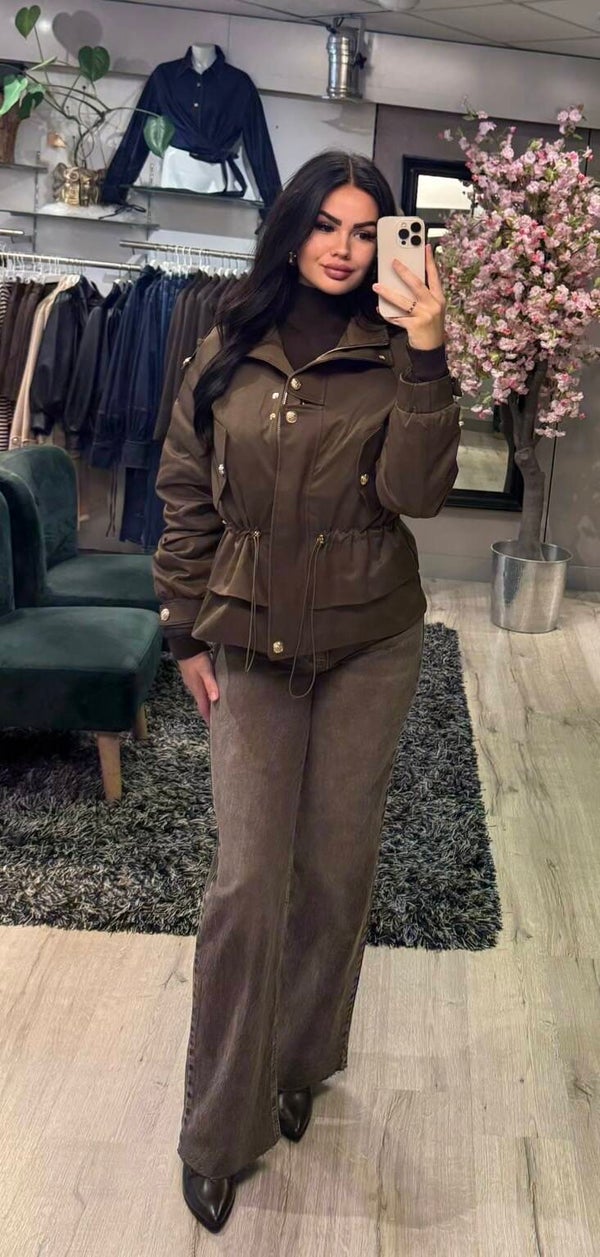 Jasje Nancy bruin