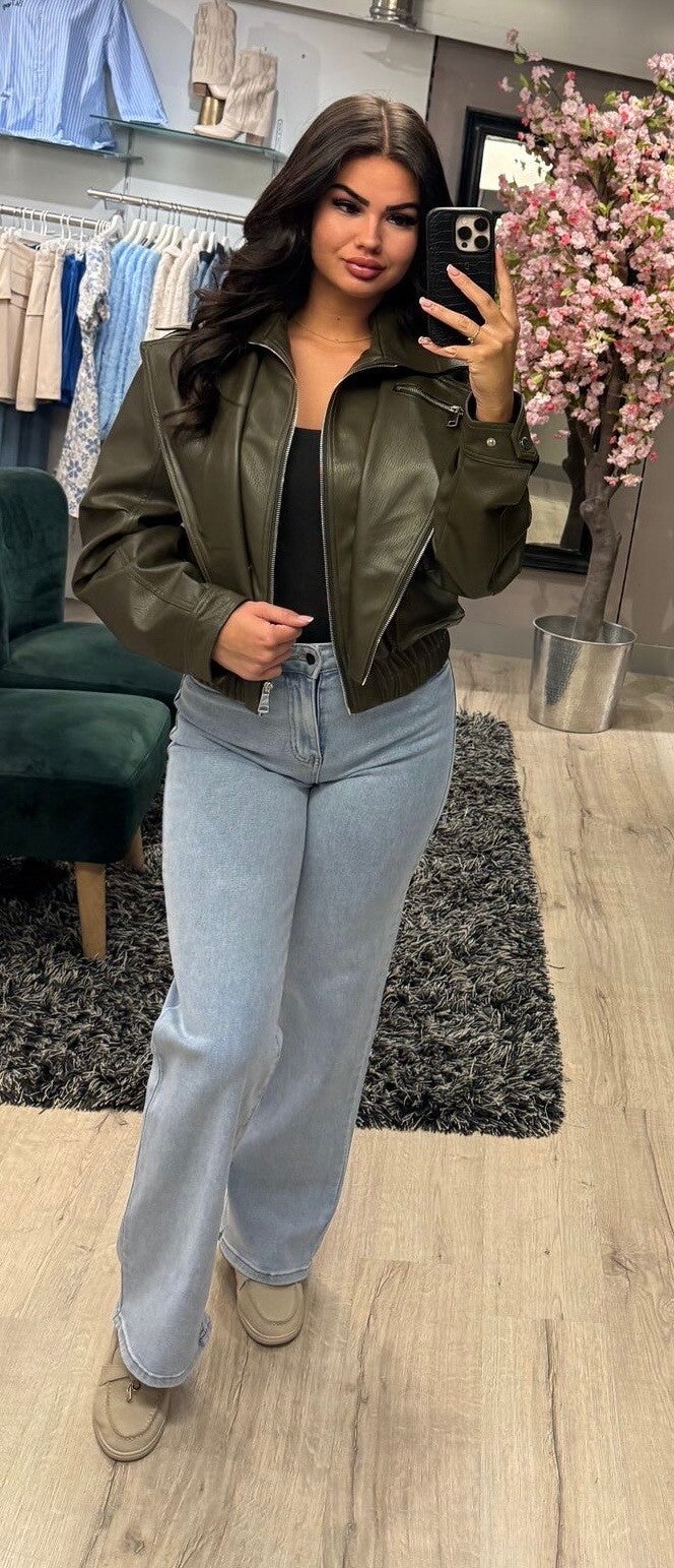 Leather Bomber green