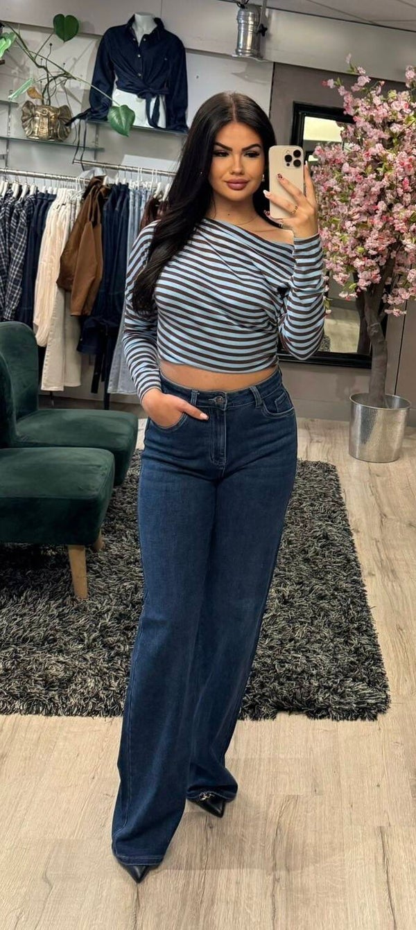Stripes blue