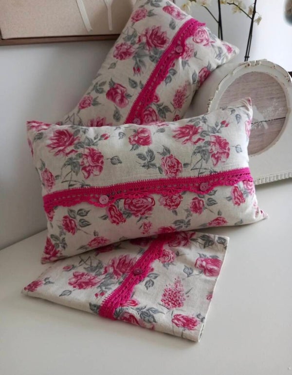 Housse de coussin, bordures crochetées main