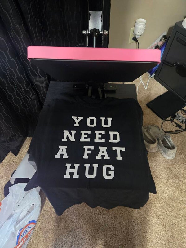 FAT HUG T-SHIRT