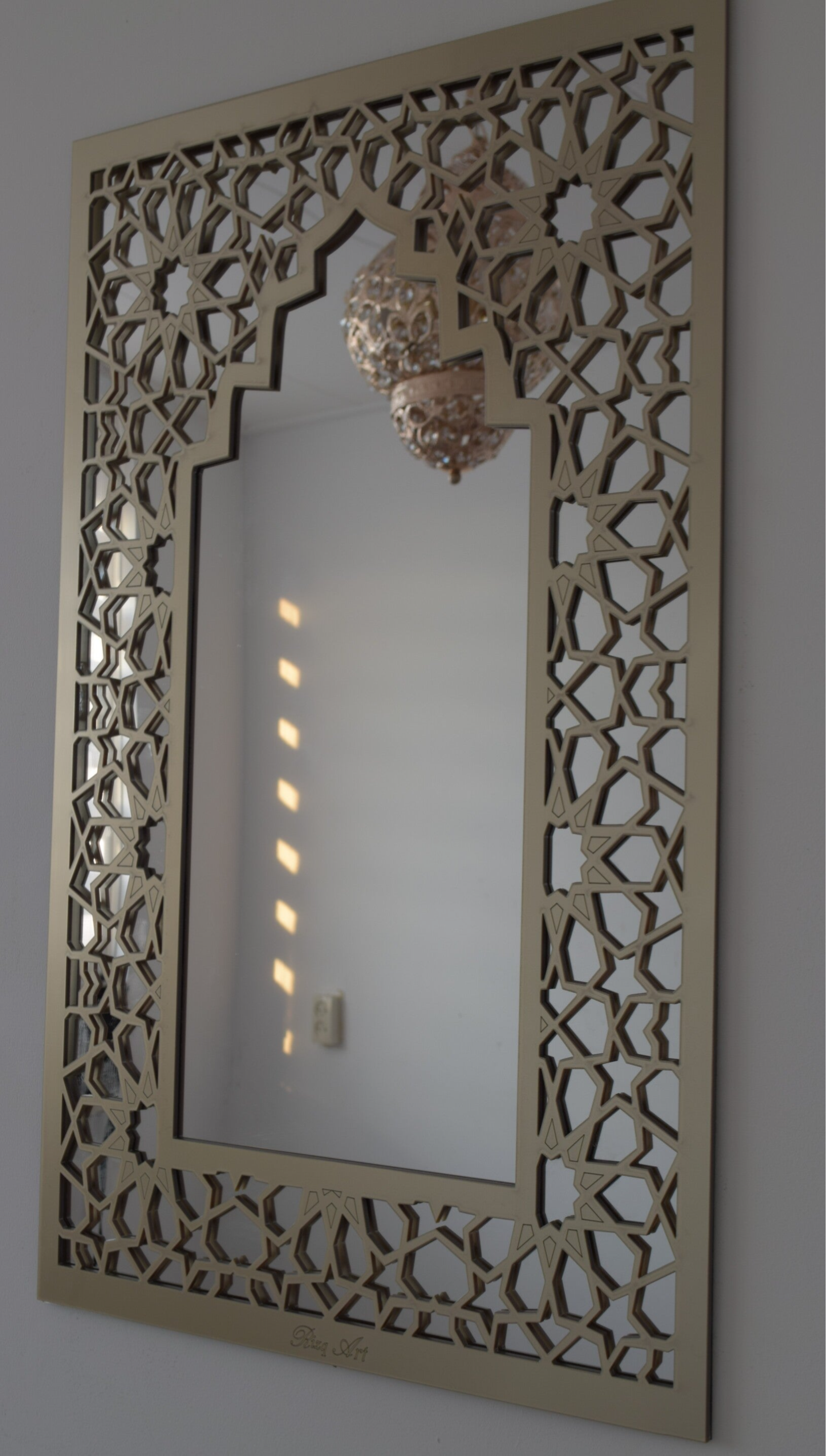 Mosaic Mirage - Design 04