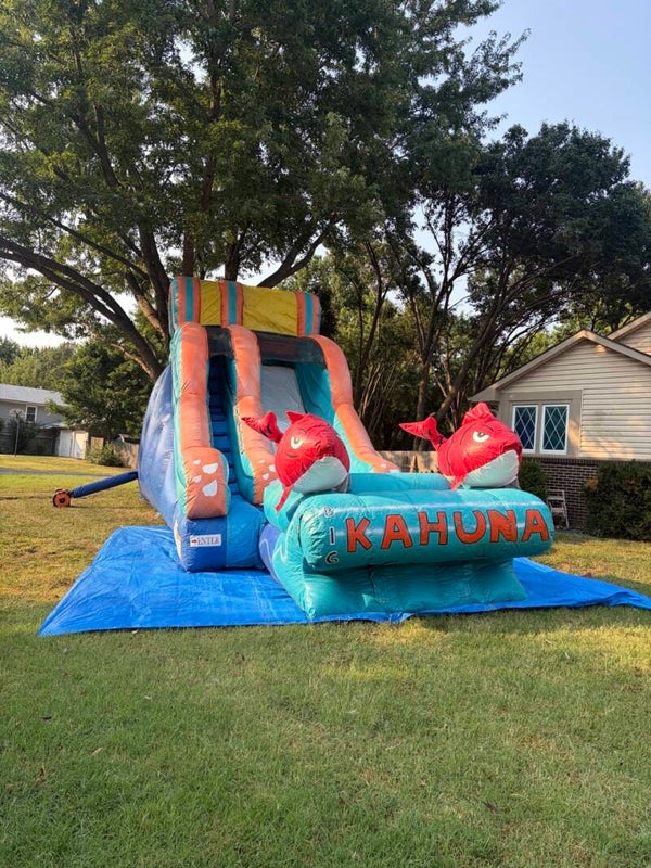 Big Kahuna water slide 20'