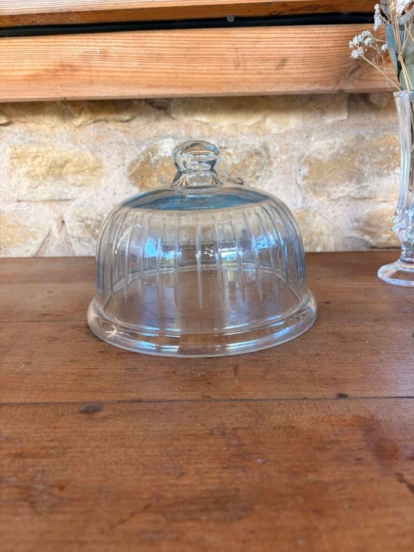 Cloche ancienne striée