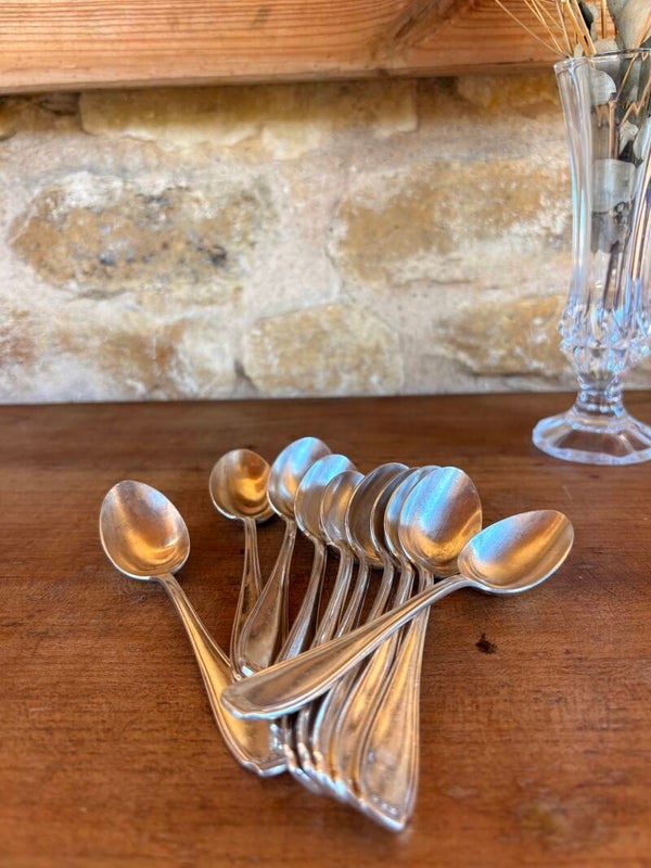 Lot de 10 petites cuillères anciennes en métal argenté