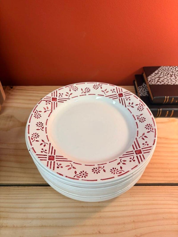 13 assiettes anciennes Digoin Sarreguemines – Modèle Céüse