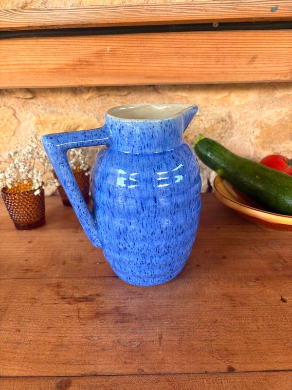 Pichet vintage en grès émaillé bleu