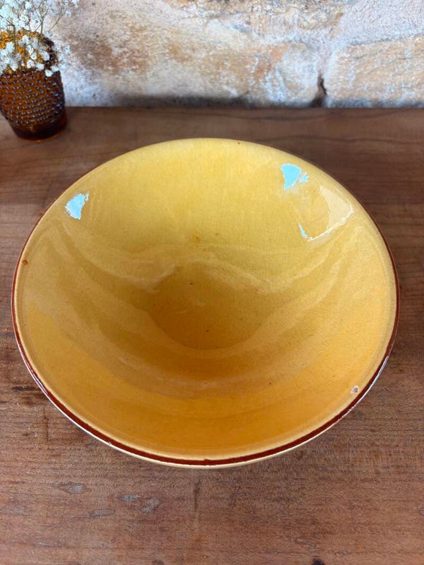 Coupe ancienne en terre vernissée – ocre miel