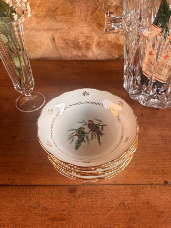 7 coupelles anciennes E.V.O.R. France – Porcelaine de Luxe – décor oiseaux & dorure