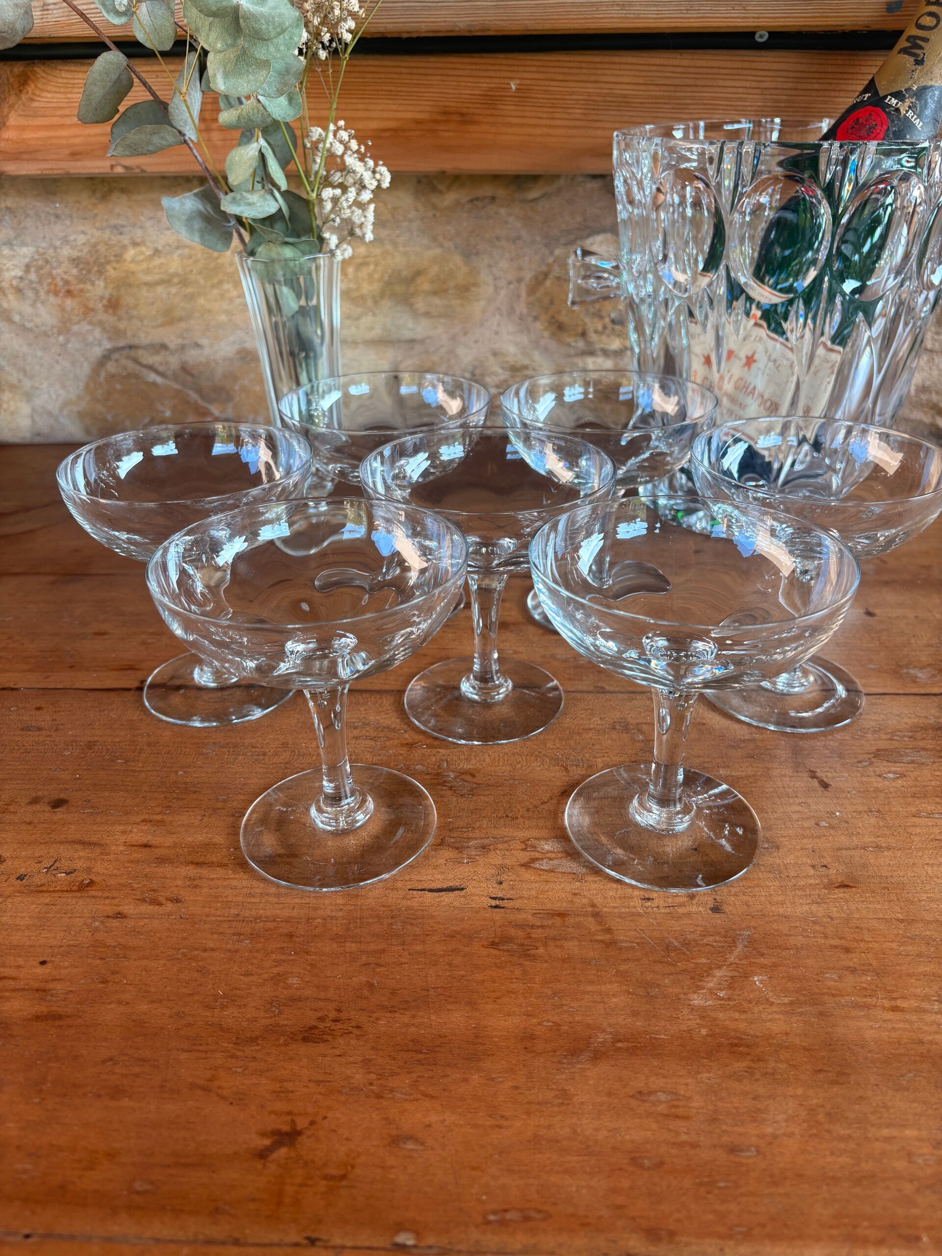 Lot de 7 coupes à champagne anciennes en verre