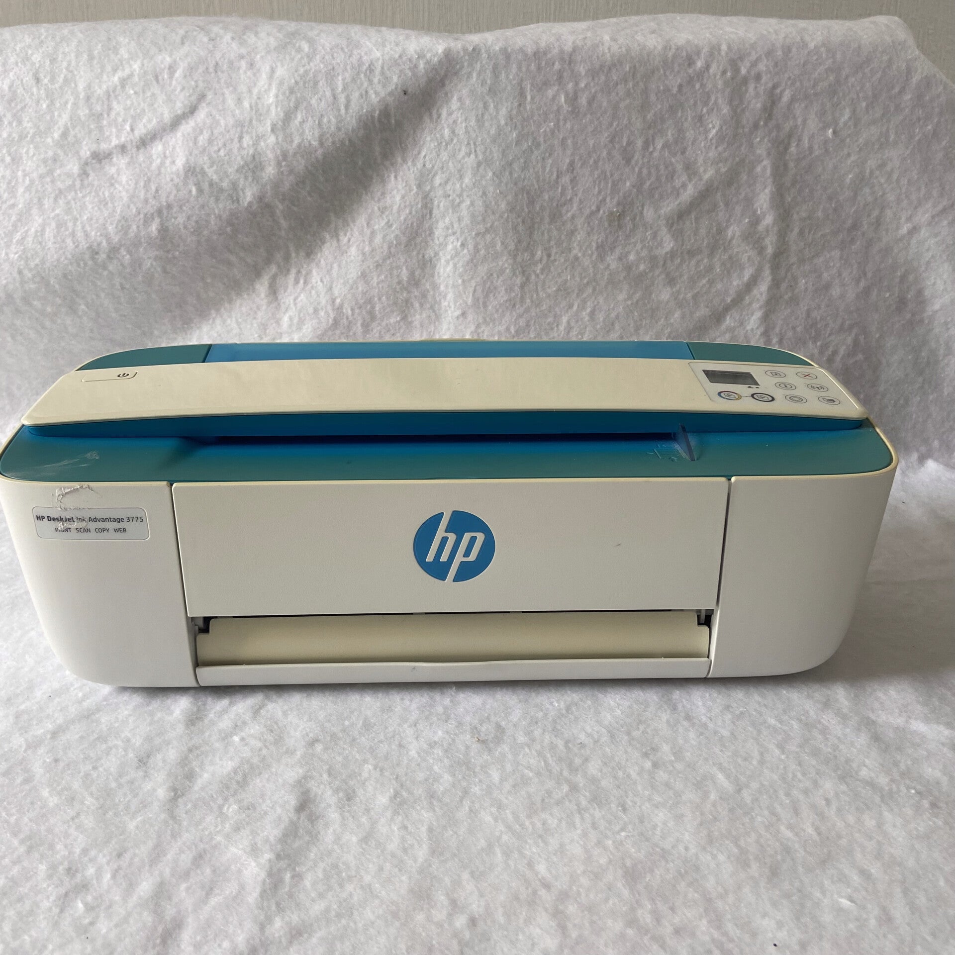 Impresora multifuncional HP Deskjet Ink Advantage 3775