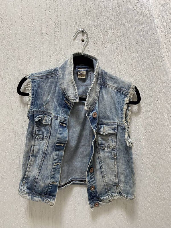 Chaleco jeans BERSHKA (producto nuevo)