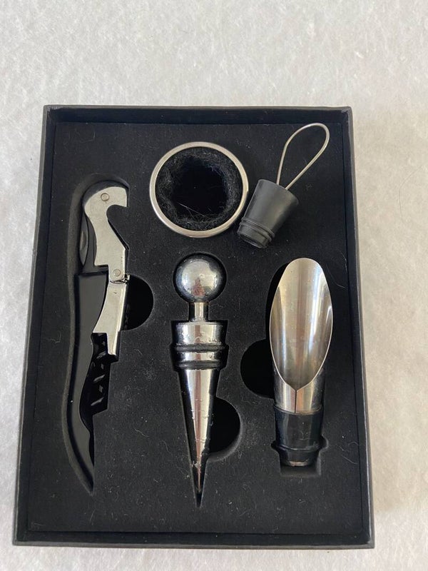 Juego para vino con estuche (4 piezas)