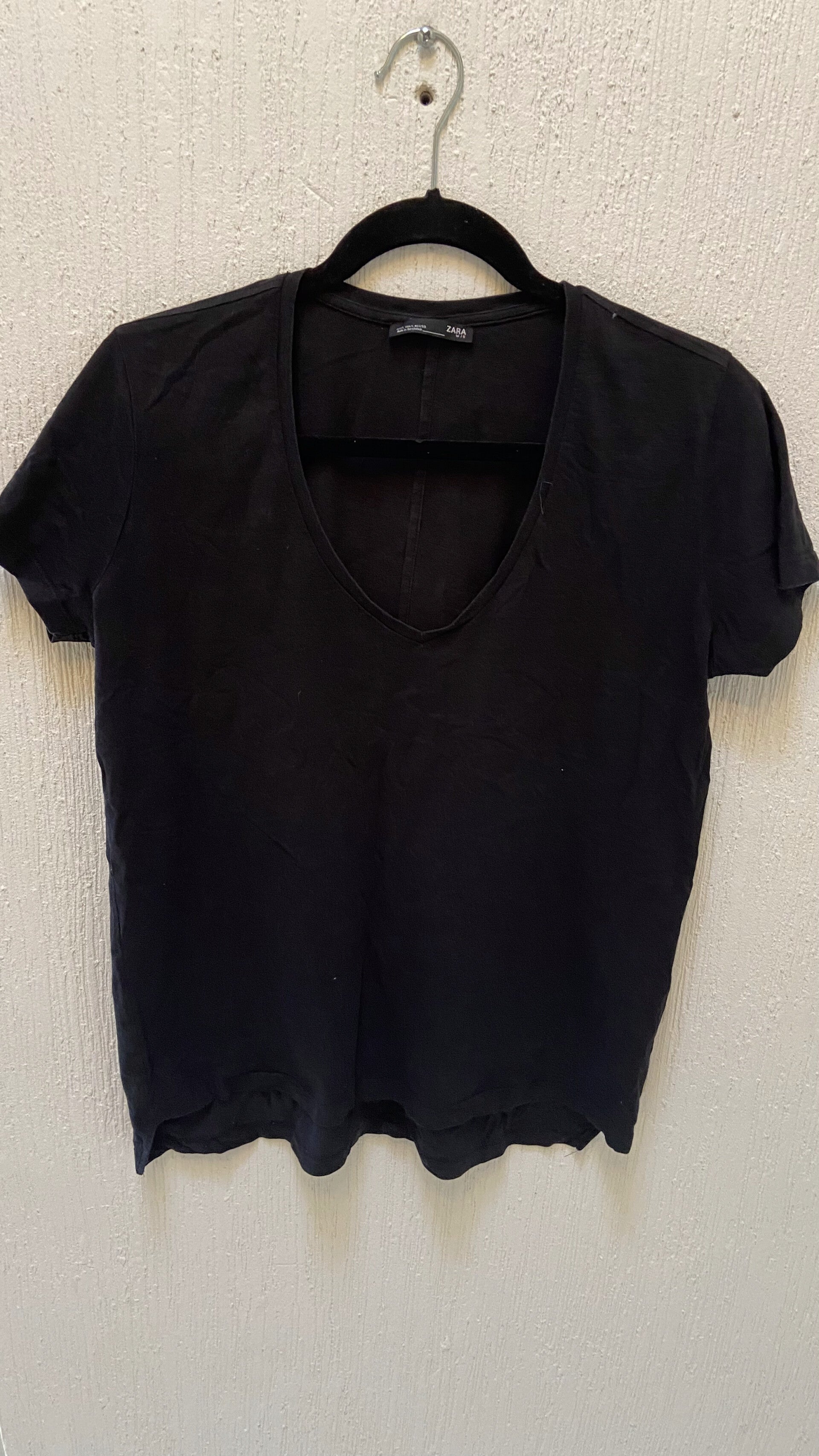 Playeras basicas Zara (dos colores disponibles)
