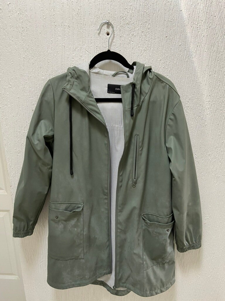 Impermeable largo Zara