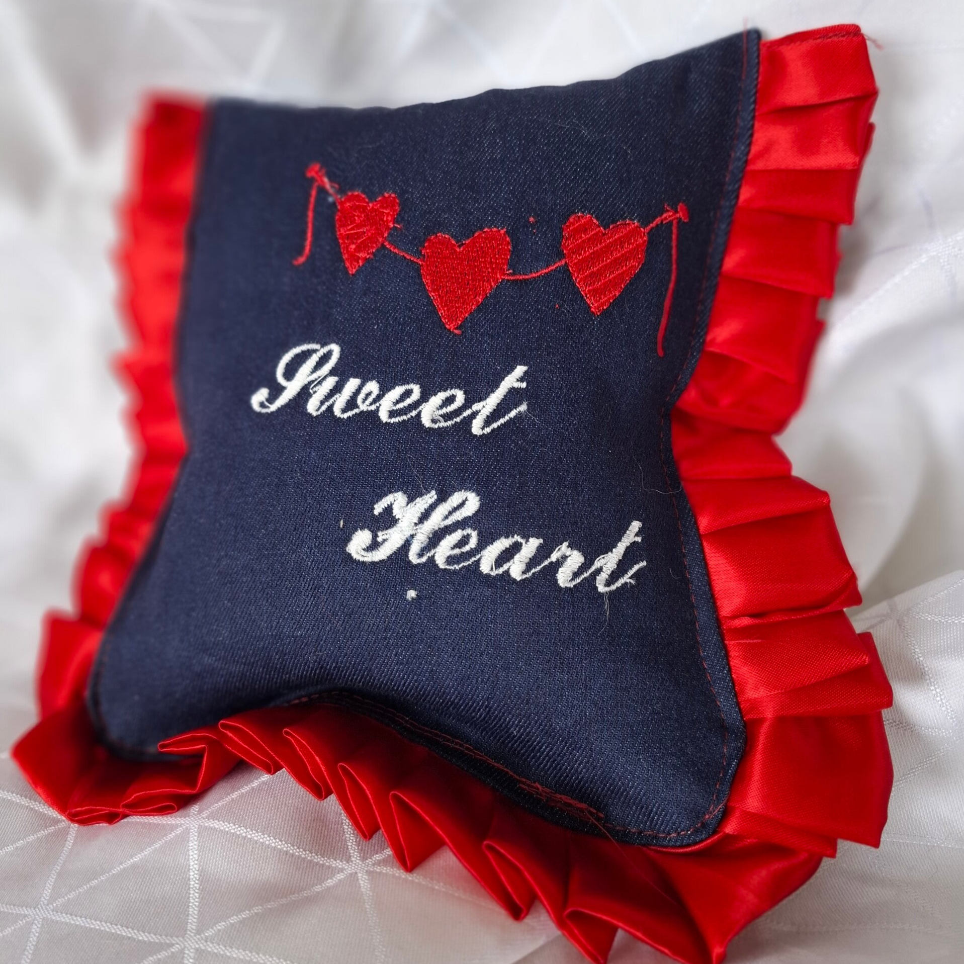 ⚡ UNIKAT vom gold’nen Tisch: Mini-Zierkissen „Sweetheart“ (17x15 cm)