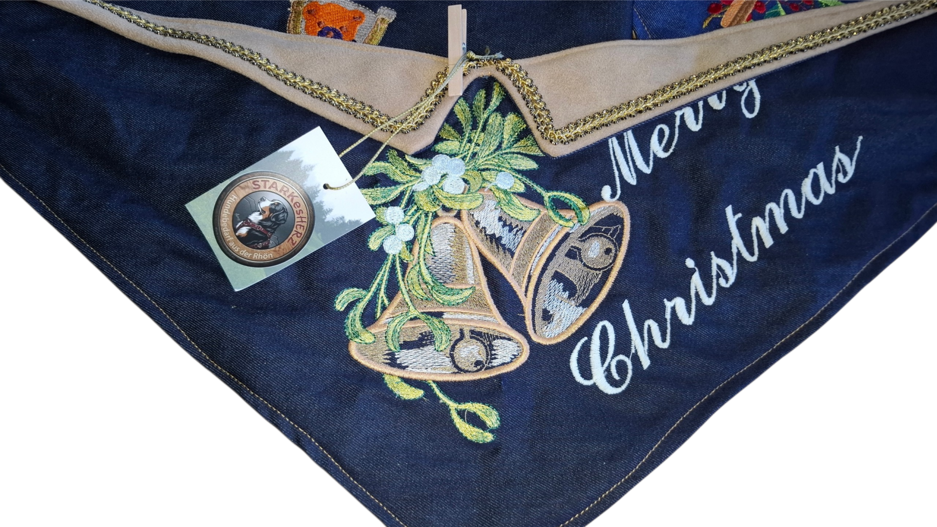 Besticktes Luxus-Halstuch „Merry Christmas“ – 32.000 Stiche Handarbeit