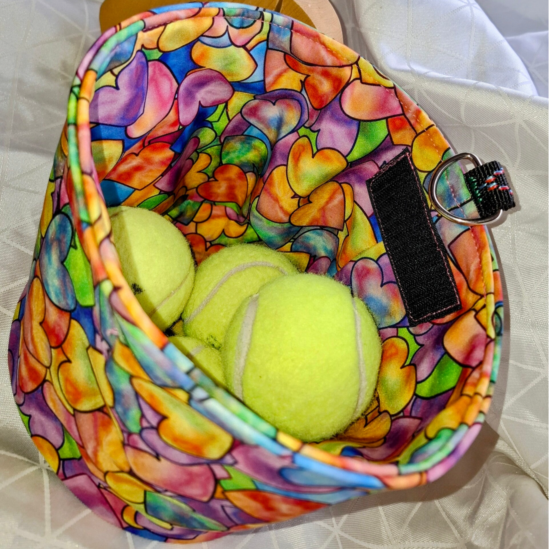 Praktisches "Sackerl" für befüllte Kotbeutel 