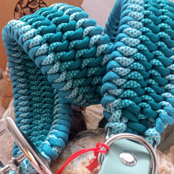 Paracord Halsband "Lagune" (HU 60-66 cm)