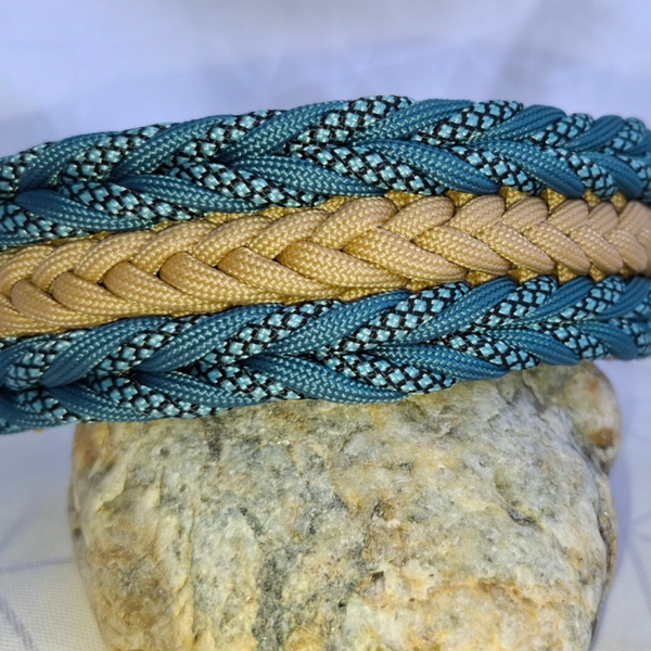Paracord Halsband "Edelmut" (HU 40-50 cm)