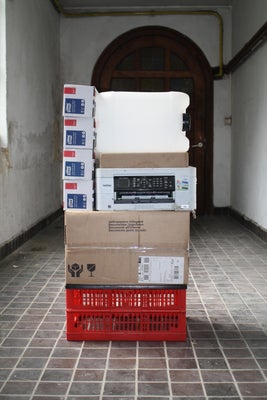 abbf86b7-5493-4a8a-8caf-19d0e814390b-standard.jpg